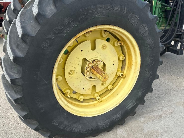 john-deere-4020-image-17