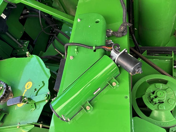 2013-john-deere-s690-image-83