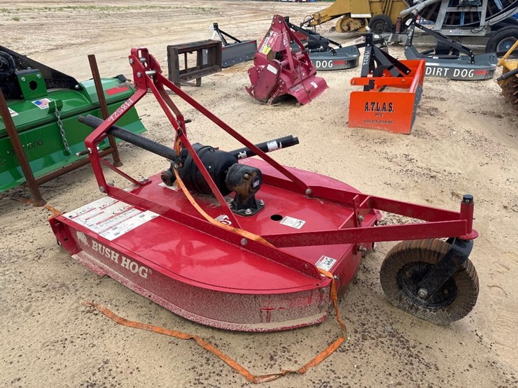 bush-hog-bh114-image-1