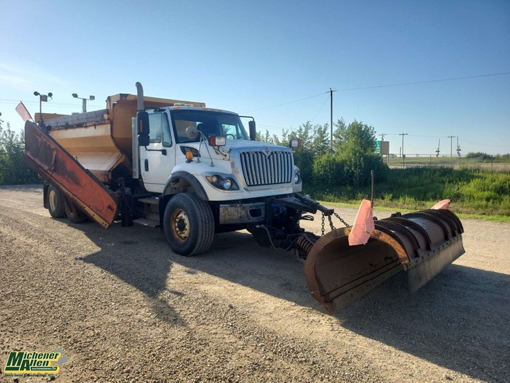 2009-international-workstar-7600-image-2