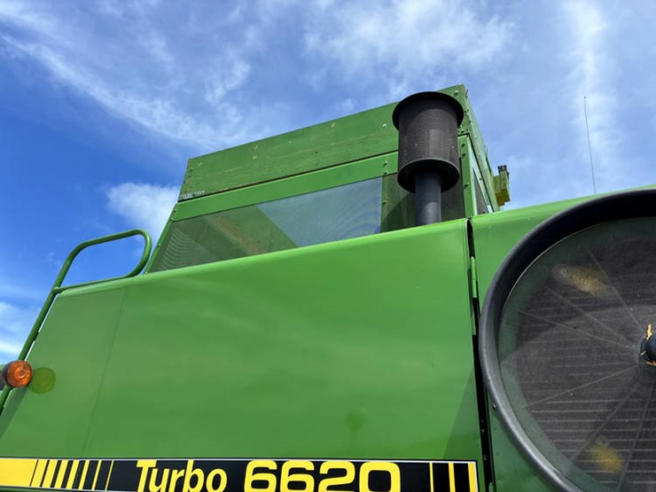 1983-john-deere-6620-image-25