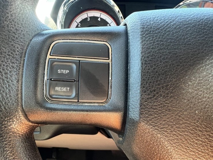 2013-ram-c/v-tradesman-image-29