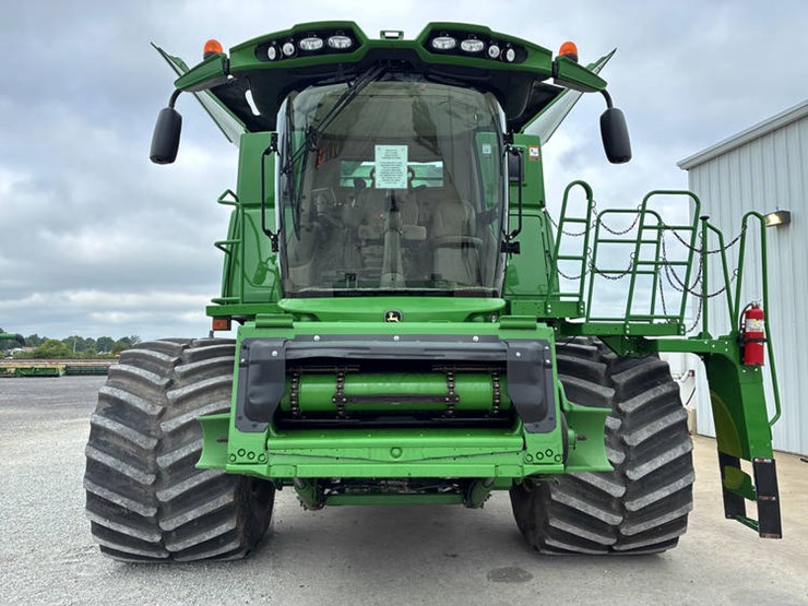 2015-john-deere-s680-image-14