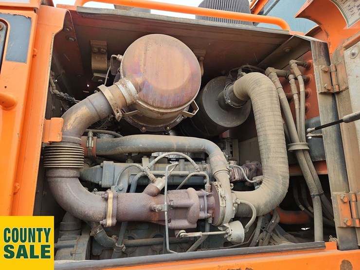 2015-doosan-dl250-3-image-21