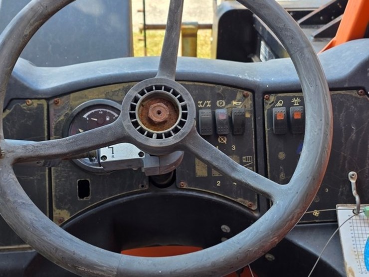2013-jlg-g9-43a-image-47