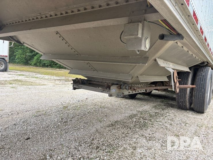 2016-wilson-grain-trailer-image-29