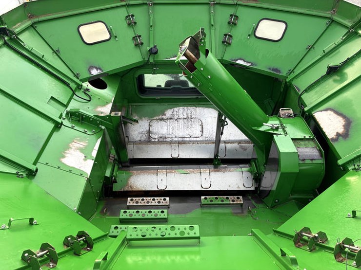 2015-john-deere-s680-image-110