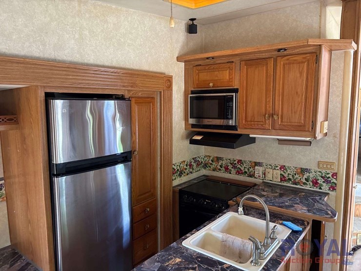 fleetwood-rv-image-37