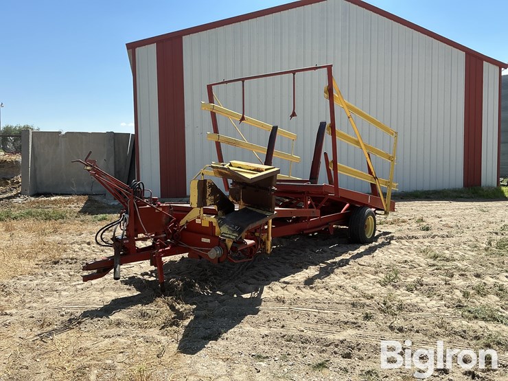 new-holland-1002-image-1