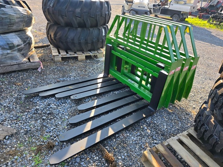 new-john-deere-3500-lb.-kivel-pallet-forks-image-3