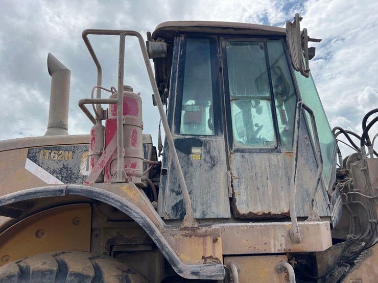 caterpillar-it62h-image-25