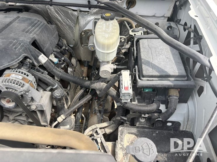 2015-chevrolet-2500hd-image-48