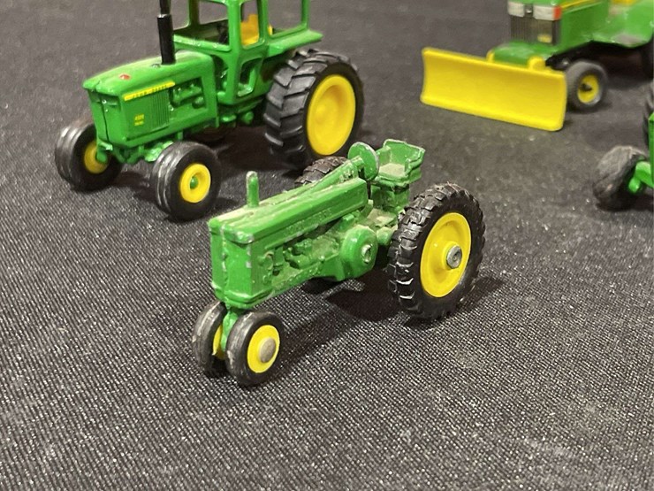 john-deere-64-image-5