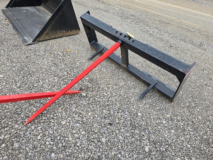 new-kivel-single-skidloader-spear-image-2