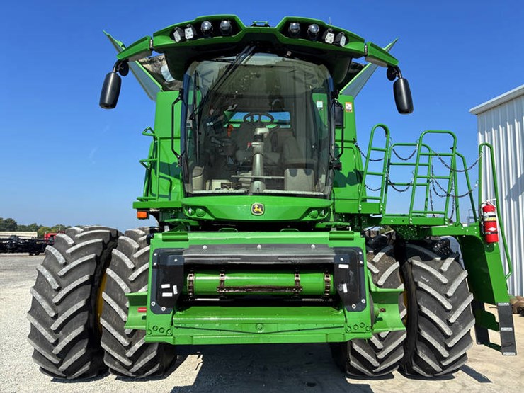 2024-john-deere-s780-image-9