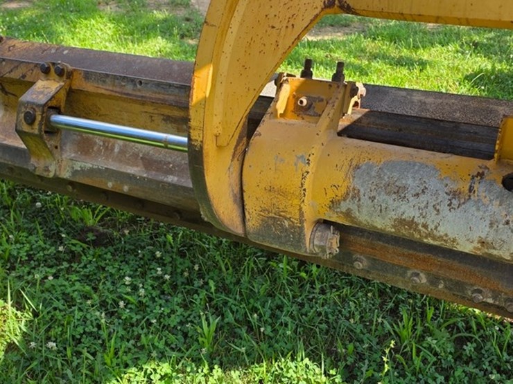 2009-caterpillar-140m-vhp-image-40