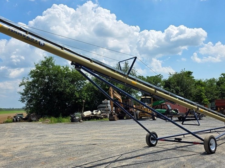 new-harvest-t852-8"x52'-transport-auger-image-4