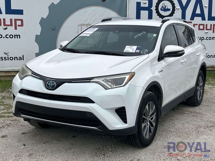 2018-toyota-rav4-image-1