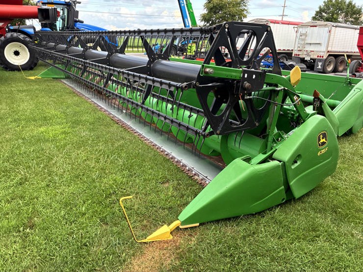 2010-john-deere-635f-image-5