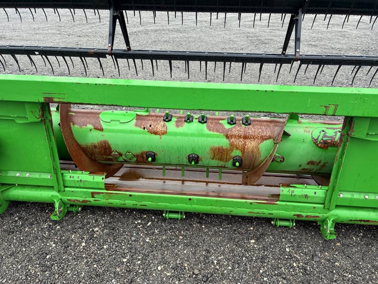 2013-john-deere-635f-image-24