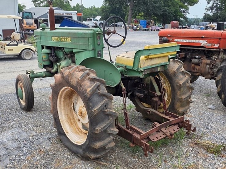 john-deere-m-image-3
