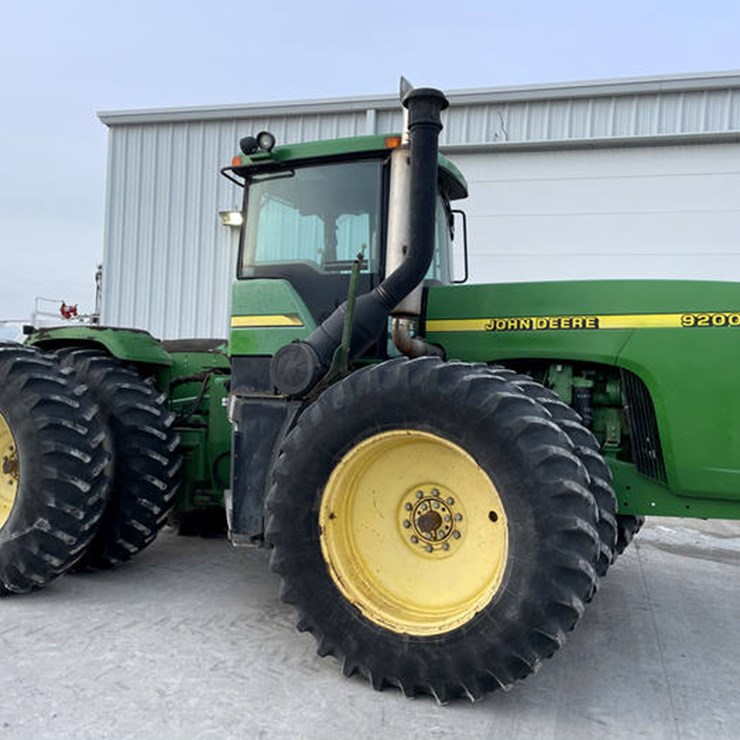 1999 JOHN DEERE 9200