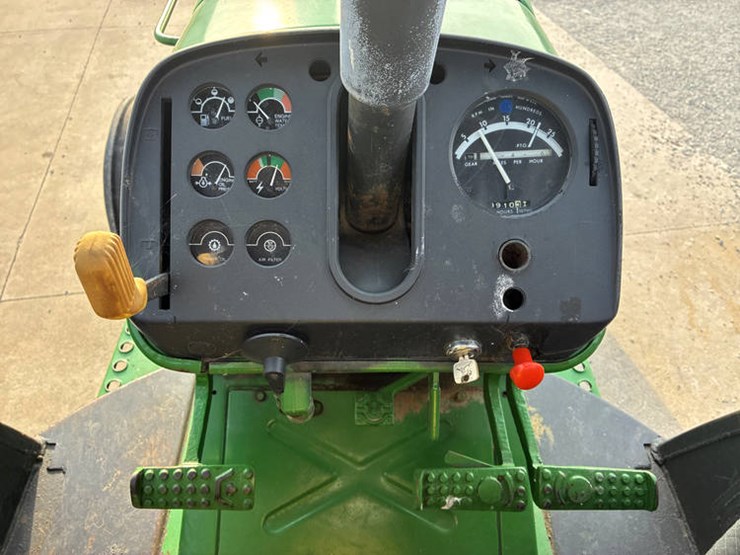 1982-john-deere-4440-image-70