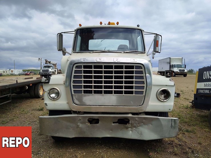 ford-9000-image-14