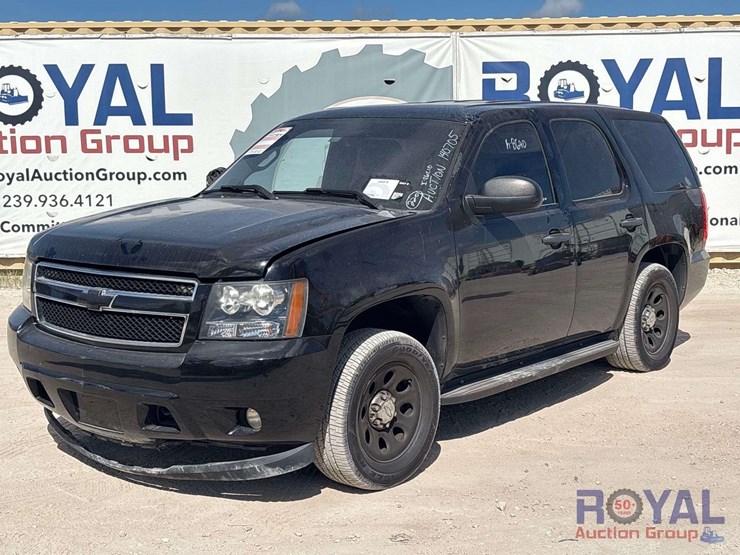 2014-chevrolet-tahoe-image-1