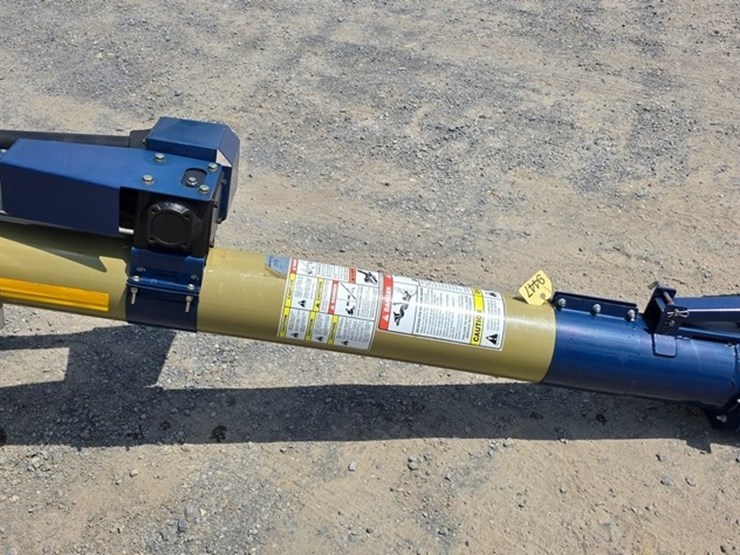 new-harvest-t852-8"x52'-transport-auger-image-7