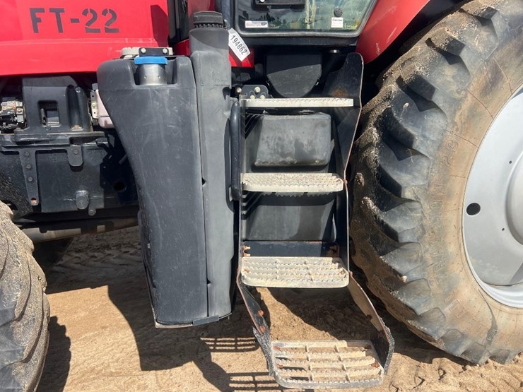 case-ih-magnum-180-image-12