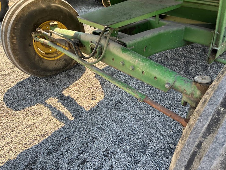 1981-john-deere-6620-image-65