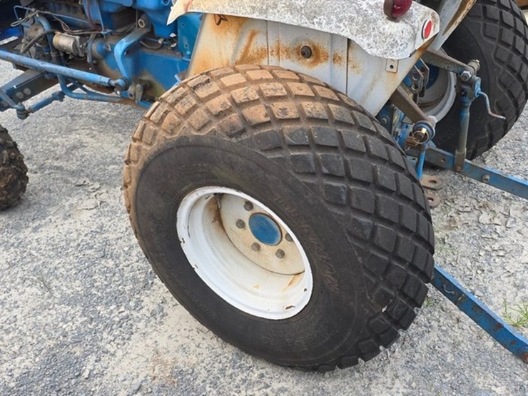 ford-1710-image-12