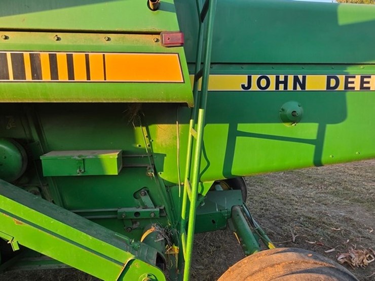 john-deere-4420-image-15