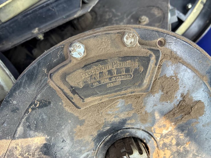 john-deere-7000-image-67