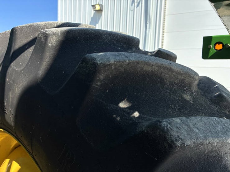 2013-john-deere-s690-image-37