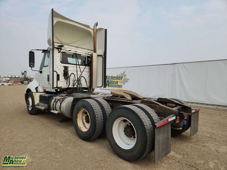 2017-international-prostar-image-3