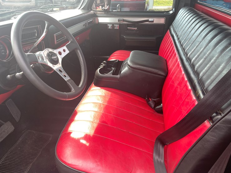 1982-chevrolet-c10-image-40