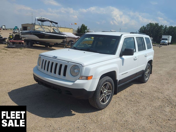2012-jeep-patriot-image-17