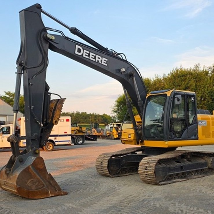 2013 DEERE 160G LC
