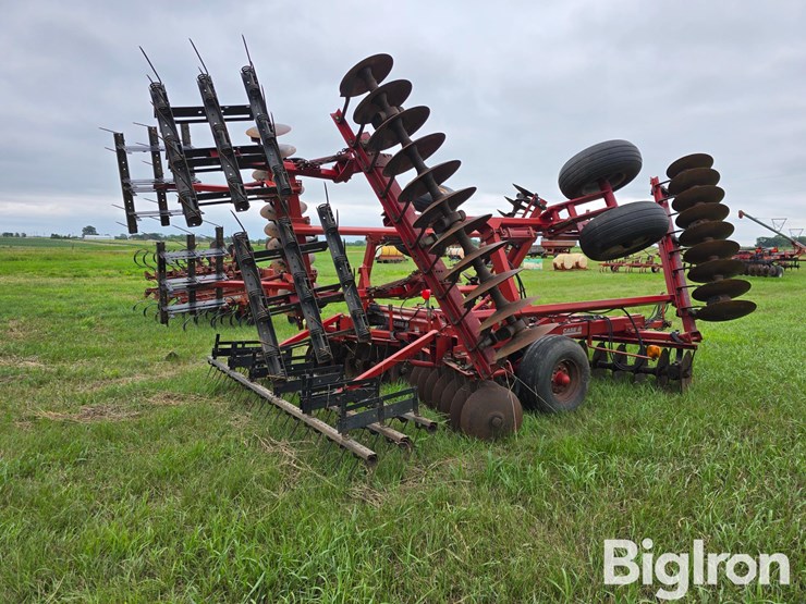 case-ih-3950-image-5