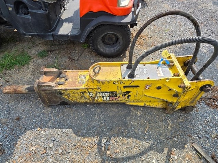maverick-3250-excavator-hammer-image-5