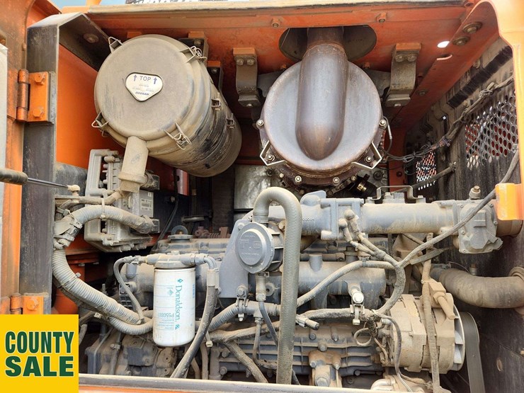 2015-doosan-dl250-3-image-18