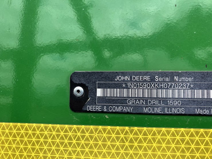 john-deere-1590-image-18