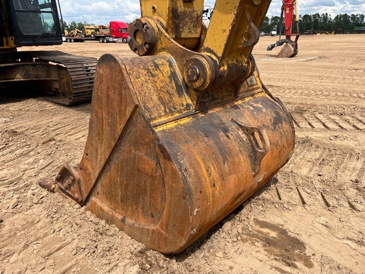 2017-caterpillar-336fl-image-22