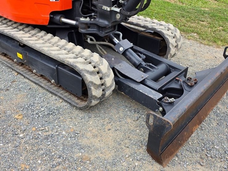 2021-kubota-kx033-4-image-26