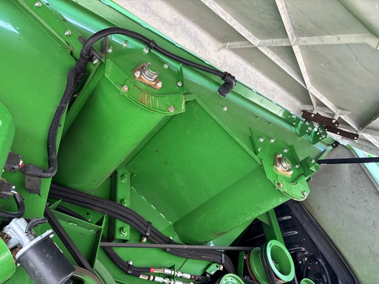 2014-john-deere-s690-image-79