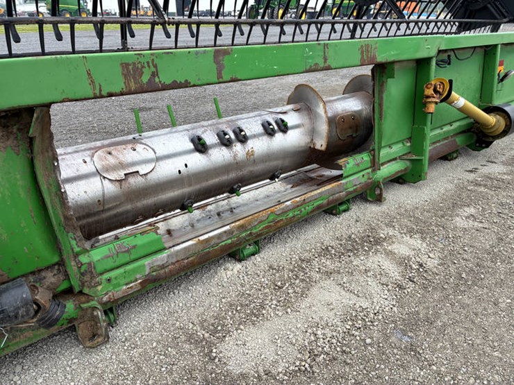 2004-john-deere-635f-image-9