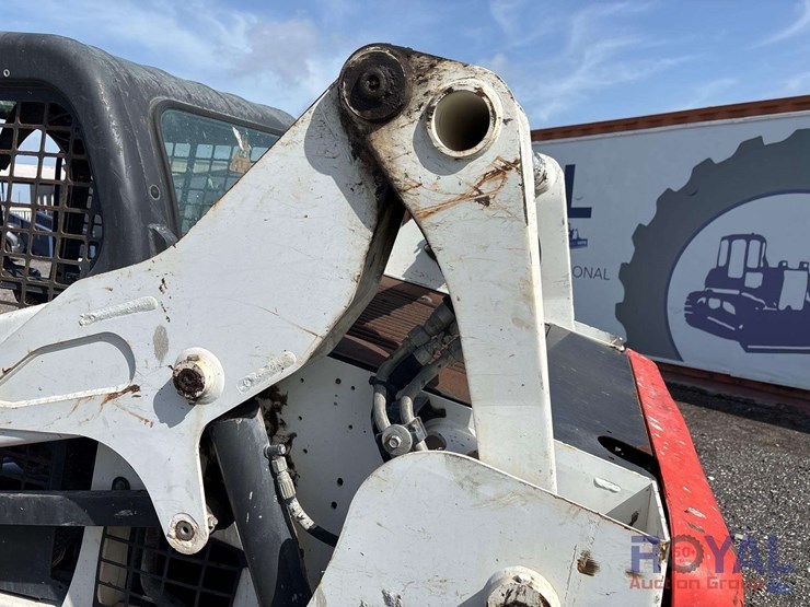 2018-bobcat-t590-image-18