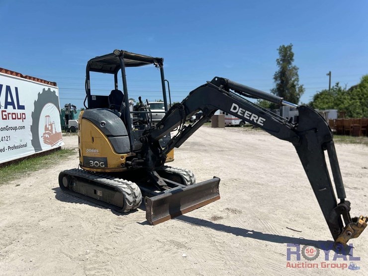 2017-deere-30g-image-5